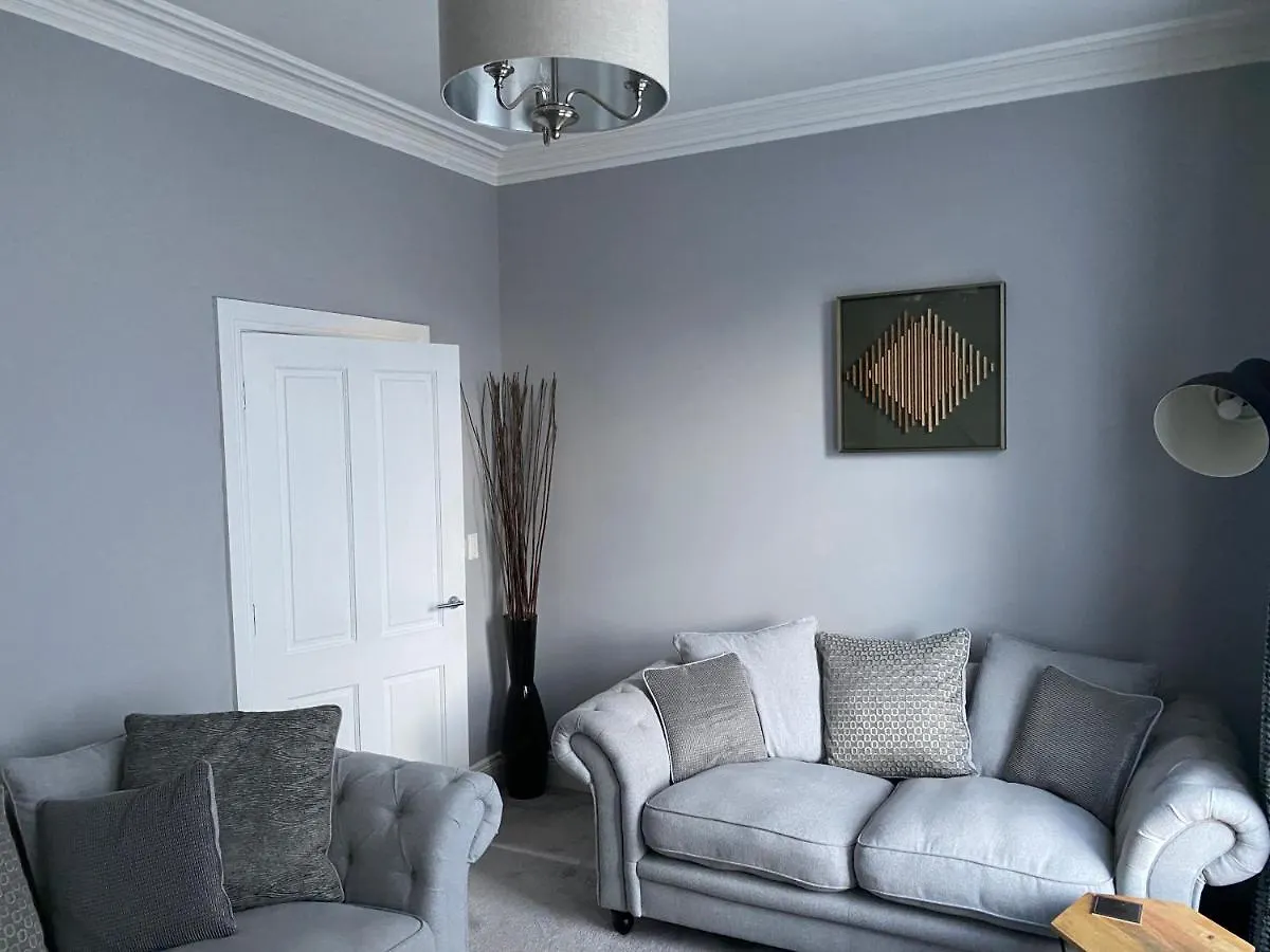 Holiday home Victorian South Belfast Area Lisburn Road 3 Double Bedrooms - Great Transport Links United Kingdom